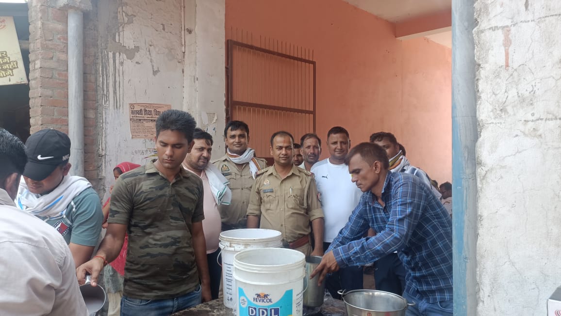 बरेली - अलीगंज थाना प्रभारी ने निर्जला एकादशी पर किया सुंदरकांड पढ़कर किया भंण्डारा