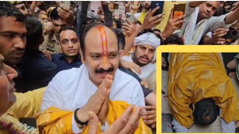 राधारानी पर विवादित बयान के बाद बरसाना पहुंचे कथावाचक प्रदीप मिश्रा, नाक रगड़कर मांगी माफी, विवादित बयान क्या था आइये जानते है ?