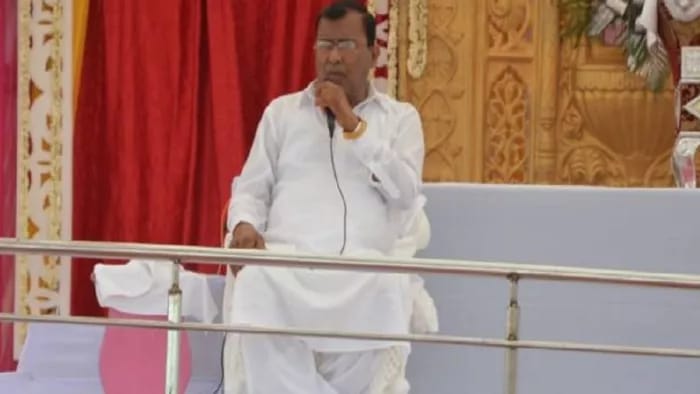 हाथरस कांड वाला भोले बाबा तो बहुत कांडी निकला! छोटे भाई की पत्नी ने खोल दी पोल