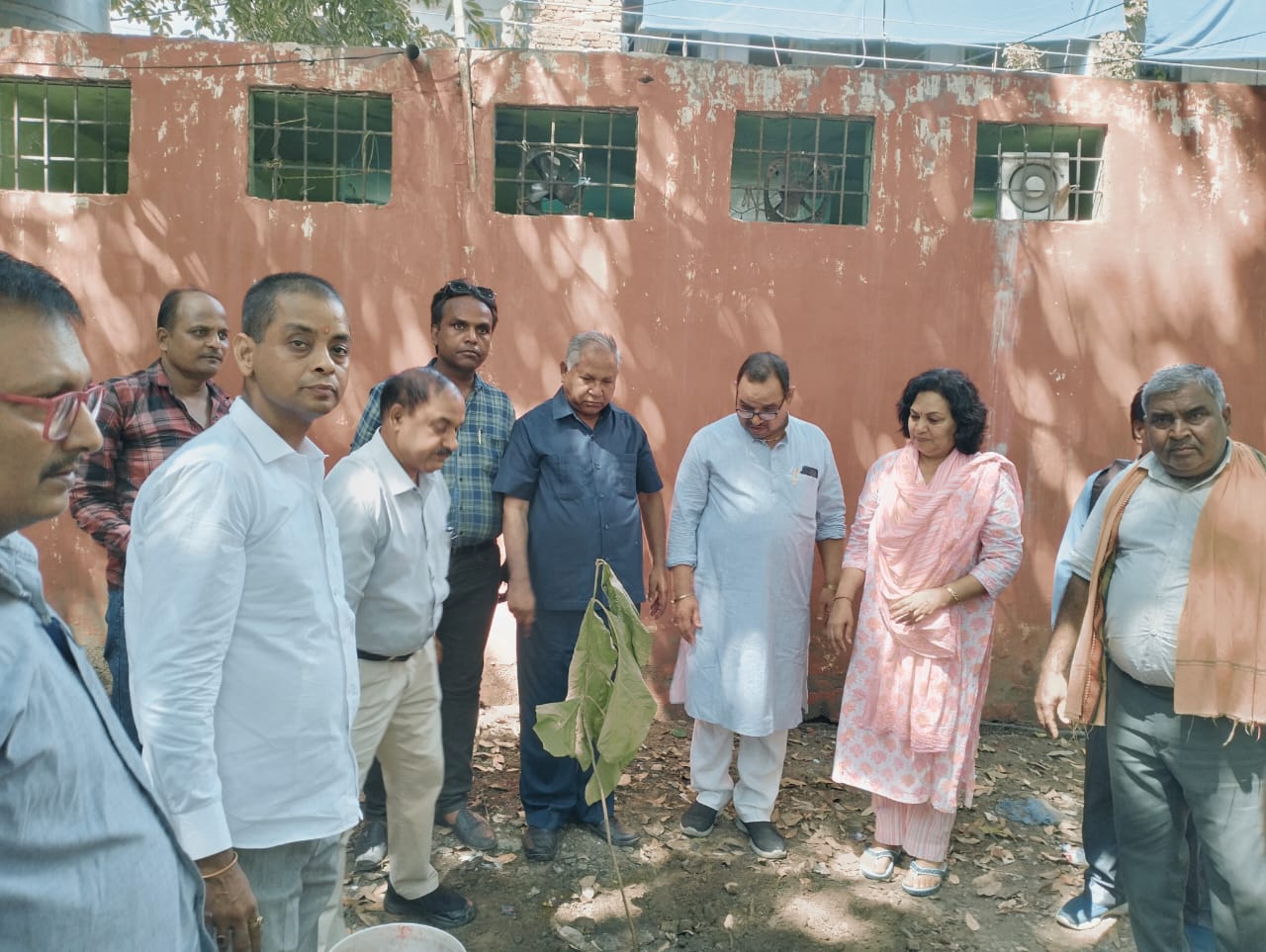 कानपुर: केंद्र और प्रदेश सरकार पत्रकारों के मौलिक अधिकारों के लिए शीघ्र बुलाए कैबिनेट की बैठक- गिरीश कुशवाहा