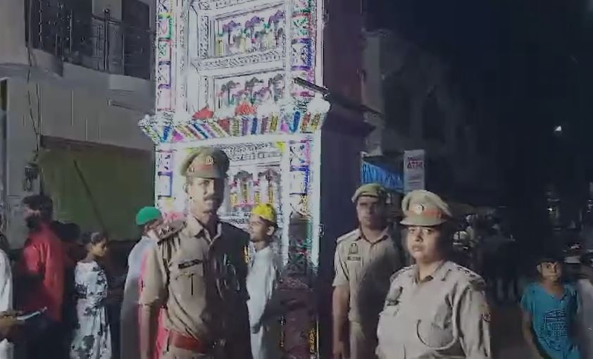 मैनपुरी :भोगांव में गत वर्षो की भांति इस वर्ष भी निकला गया प्याले के 12वे दिन का जुलूस