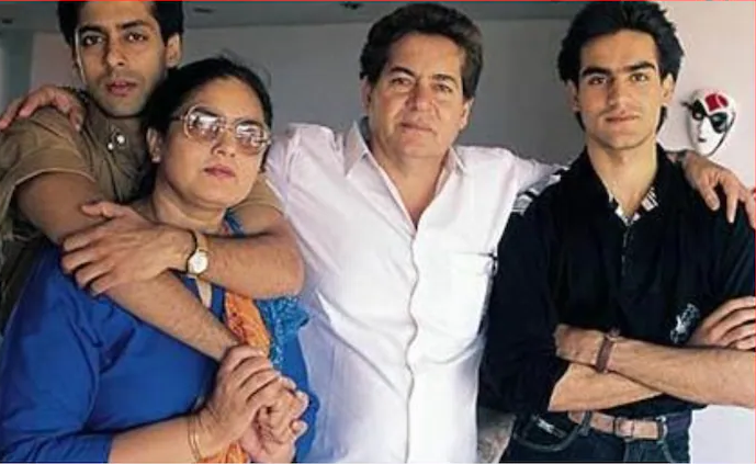 55 रुपए रूम रेंट देते थे सलीम खान, 24 की उम्र में सलमा से हुआ प्यार ?