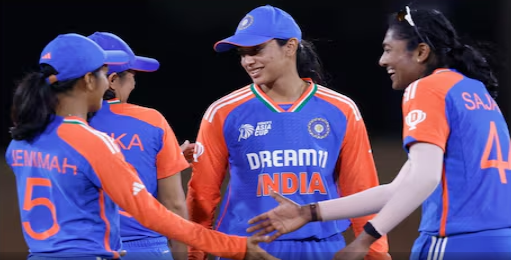 भारतीय महिला टीम ने रचा इतिहास, इंग्लैंड को पहली बार टी20 सीरीज में दी शिकस्त ?