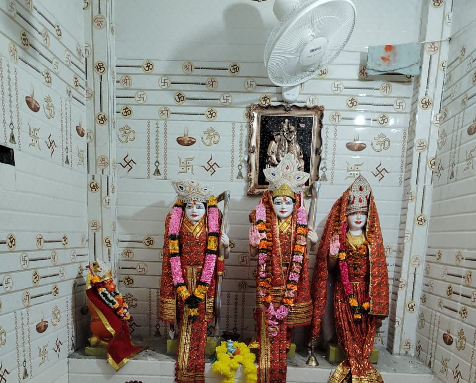 कन्नौज  : पांच सौ वर्ष पुराने मंदिर का ग्रामीणों ने कराया जीर्णोद्धार?
