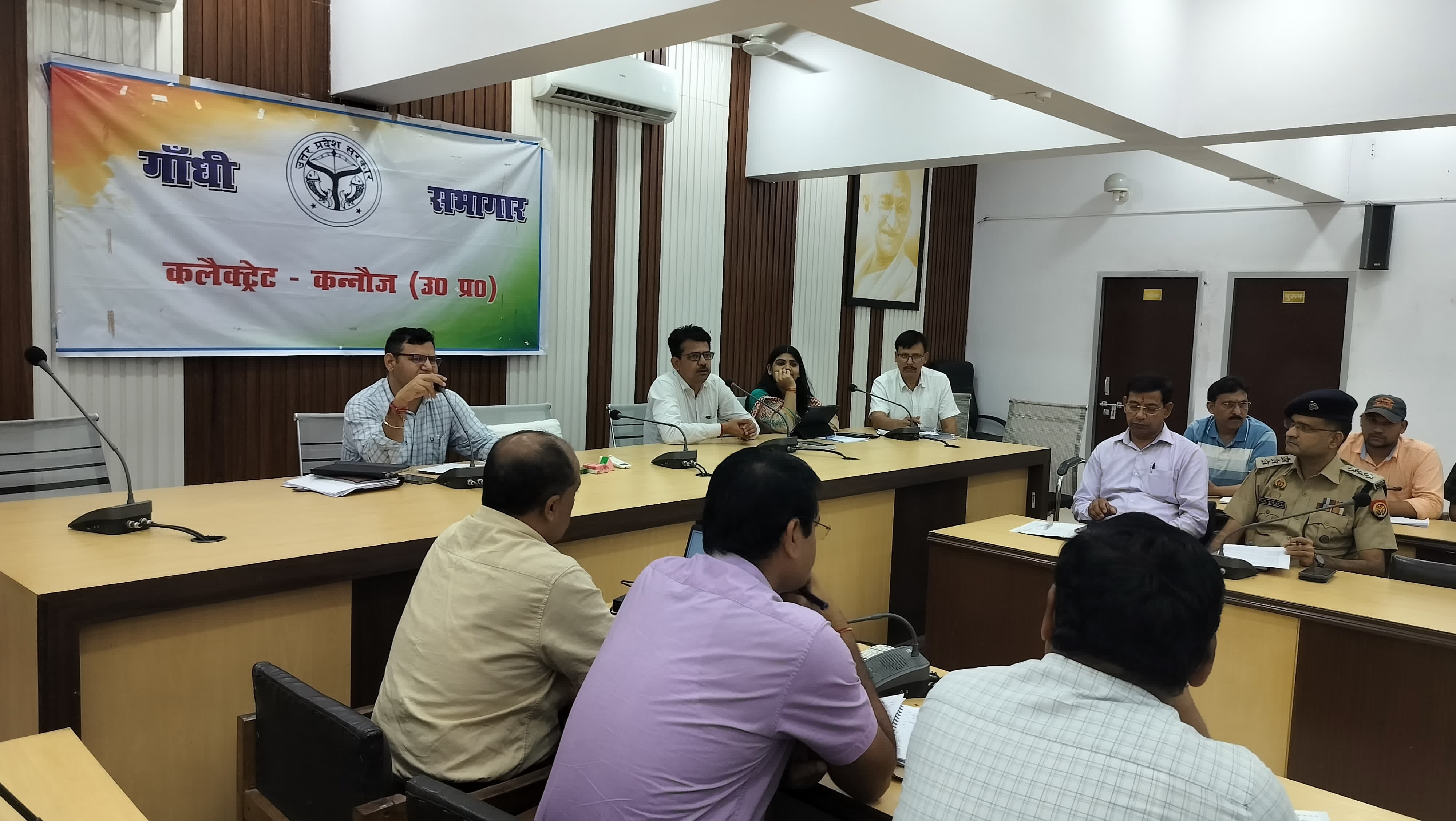 कन्नौज:  जनपद में कार्यस्थल पर महिला महिला सुरक्षा को सुनिश्चित करने एवं महिला संबंधी मुद्दों के प्रति कार्यस्थल