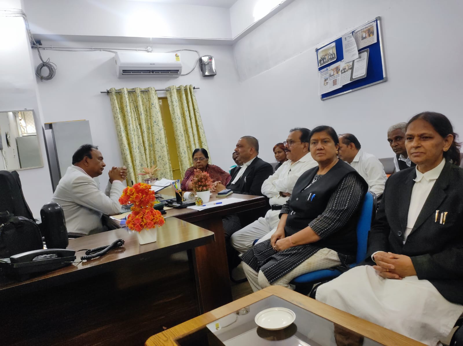 प्रयागराज- जनपद न्यायाधीश ने राजकीय बाल ग्रह, खुल्दाबाद व संप्रेषण गृह का किया निरीक्षण, दिए आवश्यक दिशा निर्देश ?
