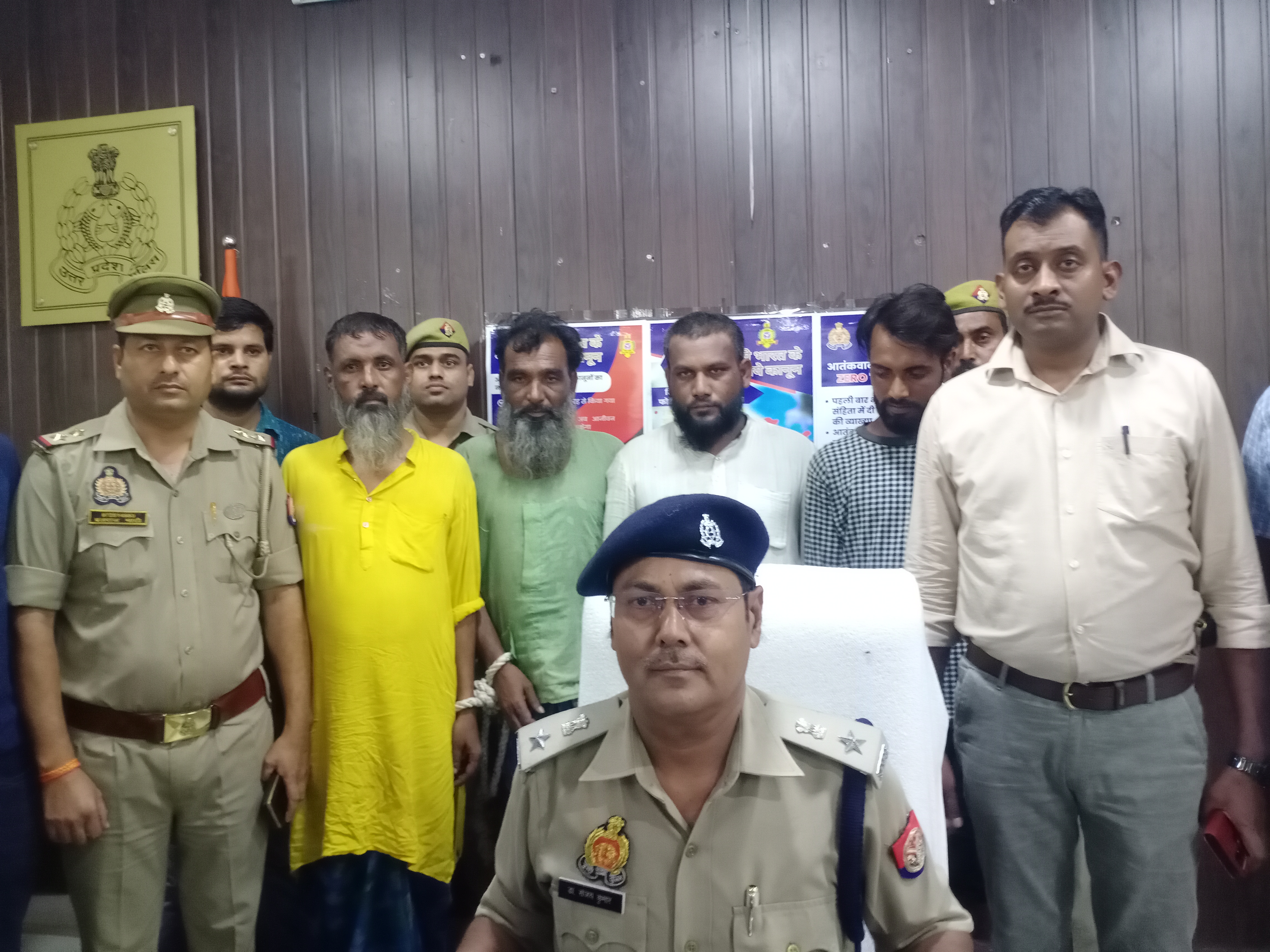 फर्रुखाबाद:चोरी करने के दौरान कर दी थी हत्या, चार अभियुक्त गिरफ्तार