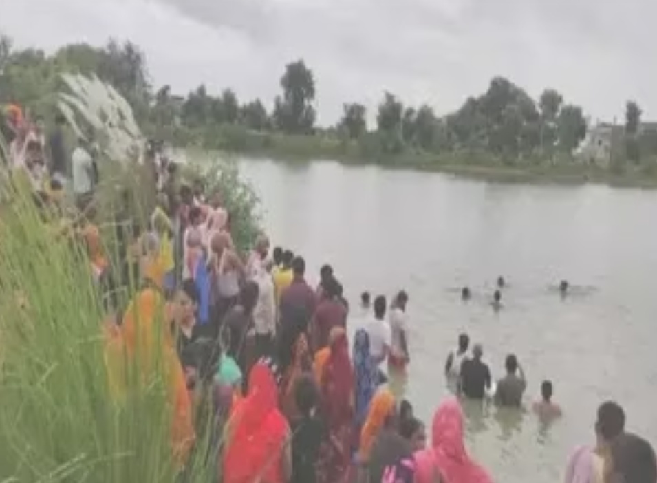 बिहार में जितिया त्योहार के दौरान अलग-अलग घटनाओं में 37 बच्चों सहित 46 लोगों की डूबने से मौत ?