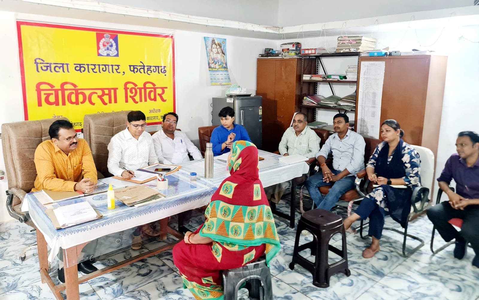 फर्रुखाबाद: जिला कारागार में मानसिक रूप से अस्वस्थ महिला/पुरुष बंदियों की काउंसलिंग करवाई गई।