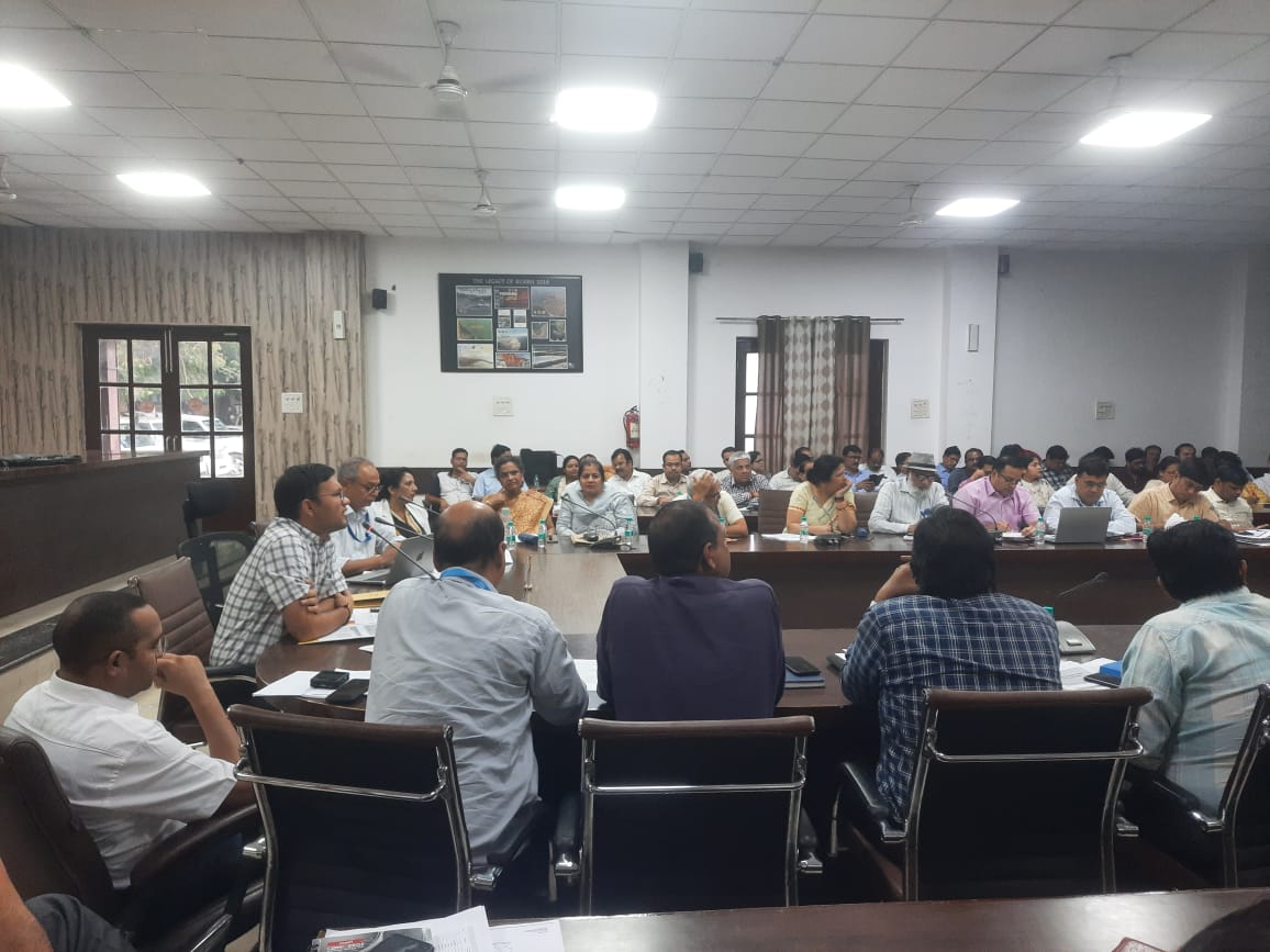 प्रयागराज: मुख्य विकास अधिकारी की अध्यक्षता में जिला स्वास्थ्य समिति की बैठक सम्पन्न
