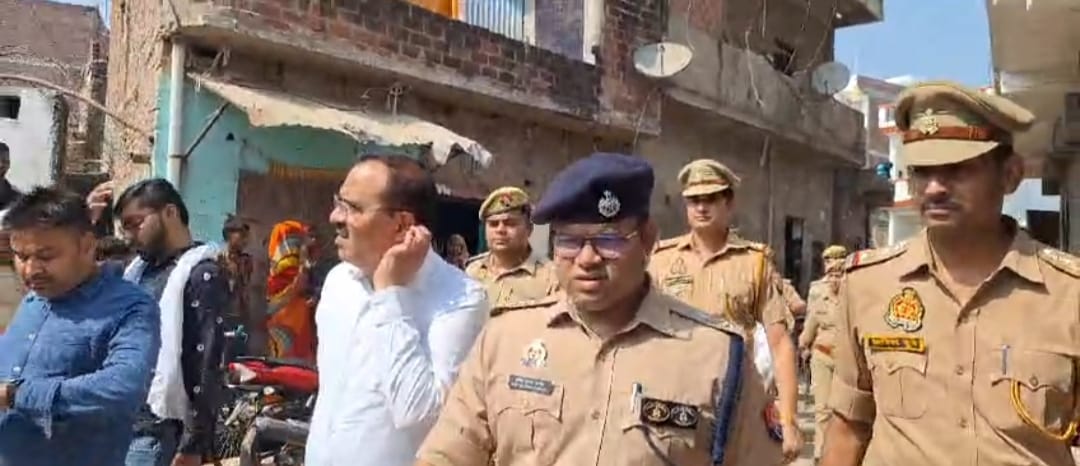कन्नौज: मच्छर अगरबत्ती फैक्ट्री में काम कर रही चार की हालत बिगड़ी दो की मौत