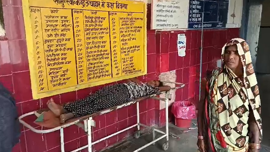 रायबरेली: नवदुर्गा पूजा के समाप्ति के बाद प्रतिमा विसर्जन करने जा रहे श्रद्धालुओं से भरा ओवरलोड लोडर तेज रफ्तार के कारण अनियंत्रित होकर पलट गया