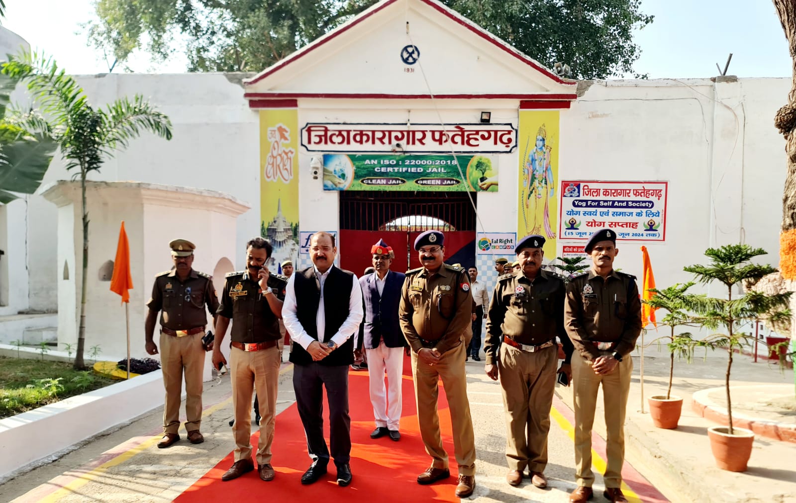 फर्रुखाबाद: जिलाधिकारी व पुलिस अधीक्षक जिला कारागार का किया आकस्मिक निरीक्षण ?