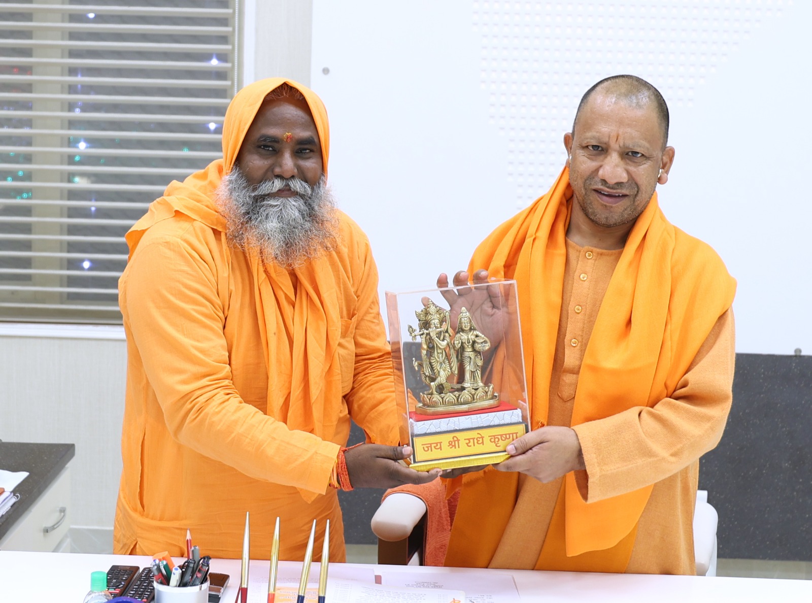 पीलीभीत :- बरखेड़ा विधायक ने सीएम से मिलकर दी विधानसभा उपचुनाव में प्रचंड जीत की बधाई