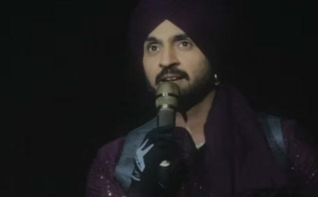 'दिलजीत V/s कुछ नहीं है', लखनऊ कॉन्सर्ट में पंजाबी सिंगर ने निकाली भड़ास, 'मेरा काम सस्ता नहीं है' ?