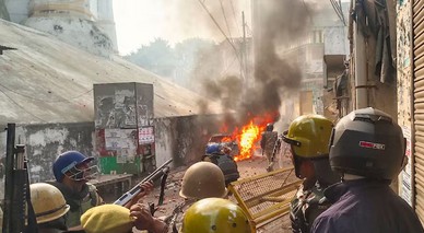 संभल हिंसा में तीन लोगों की मौत, इंटरनेट सेवा की गई बंद