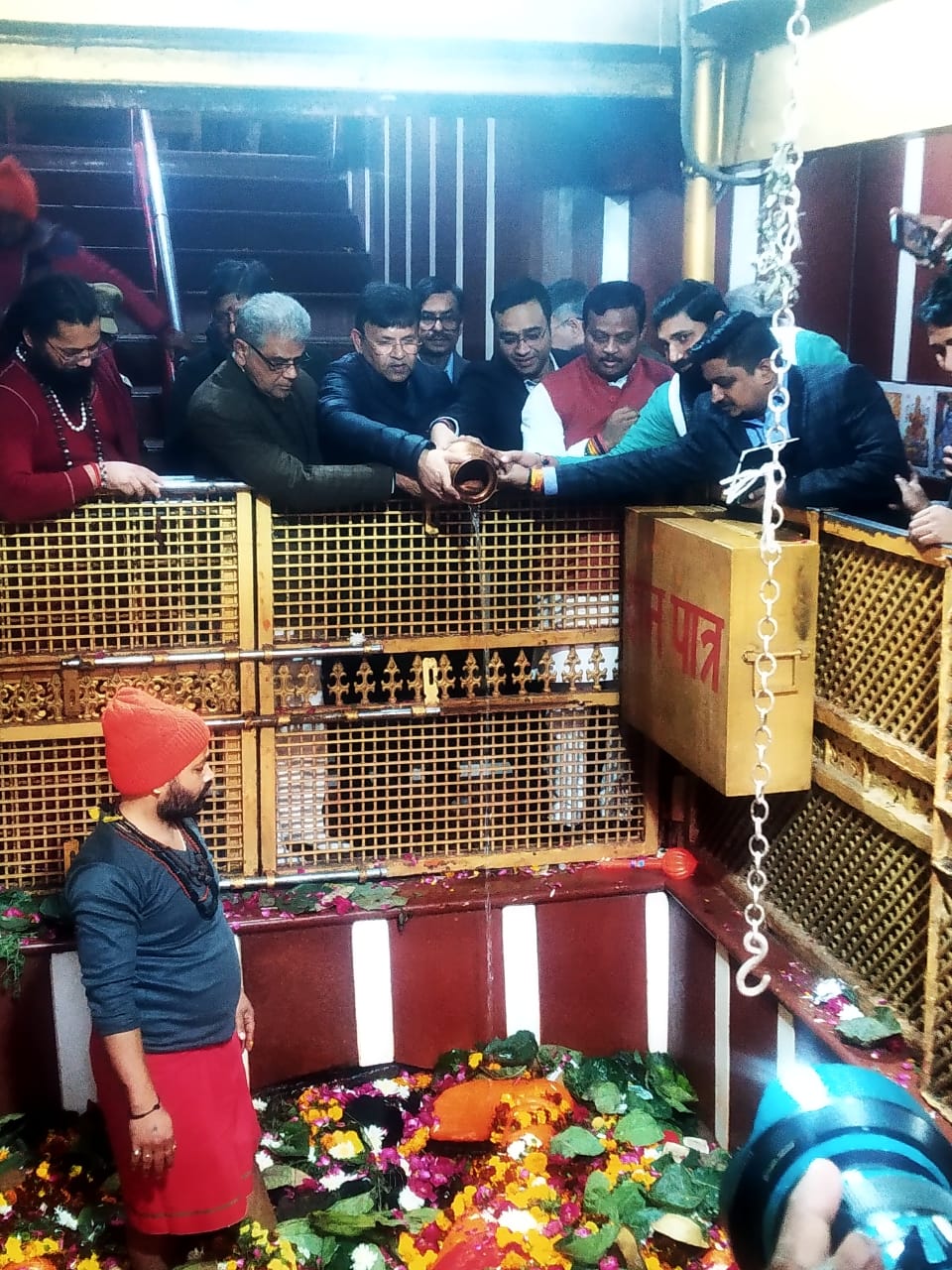 प्रयागराज- पर्यावरण, वन एवं जलवायु परिवर्तन विभाग, उत्तर प्रदेश सरकार द्वारा वन विभाग तथा प्रदूषण विभाग की महाकुंभ से संबंधित बैठक की गई