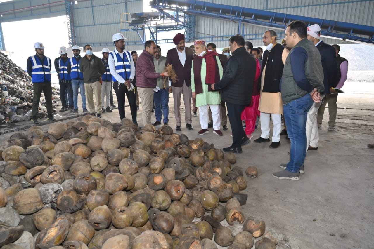प्रयागराज -प्रभारी मंत्री ने शिवरी कूड़ा निस्तारण प्लांट एवं विभिन्न वार्डों का किया औचक निरीक्षण