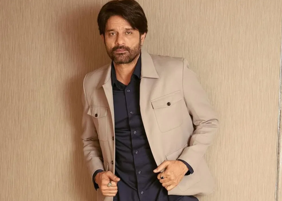 फिल्म मिलते ही ‘पाताल लोक’ के ‘हाथीराम चौधरी’ ने टाल दी थी शादी, दोस्तों ने जयदीप के खिलाफ बना ली गैंग