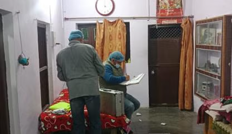 मैनपुरी में भाजपा जिलाध्यक्ष राहुल चतुर्वेदी के चाचा घर हुई चोरी।