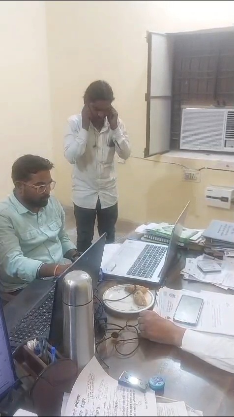 रायबरेली : विद्युत विभाग में तैनात एसडीओ का संविदा कर्मी से उठा बैठक कराने का विडियो वायरल