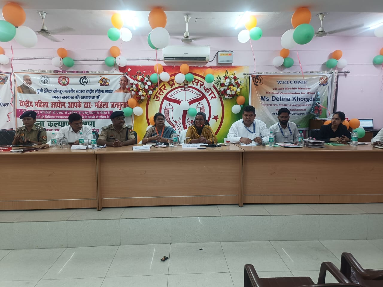 कासगंज में महिला जनसुनवाई सदस्या राष्ट्रीय महिला आयोग ने 19 प्रकरणों की सुनवाई कर 15 प्रकरणों को किया मौके पर निस्तारण