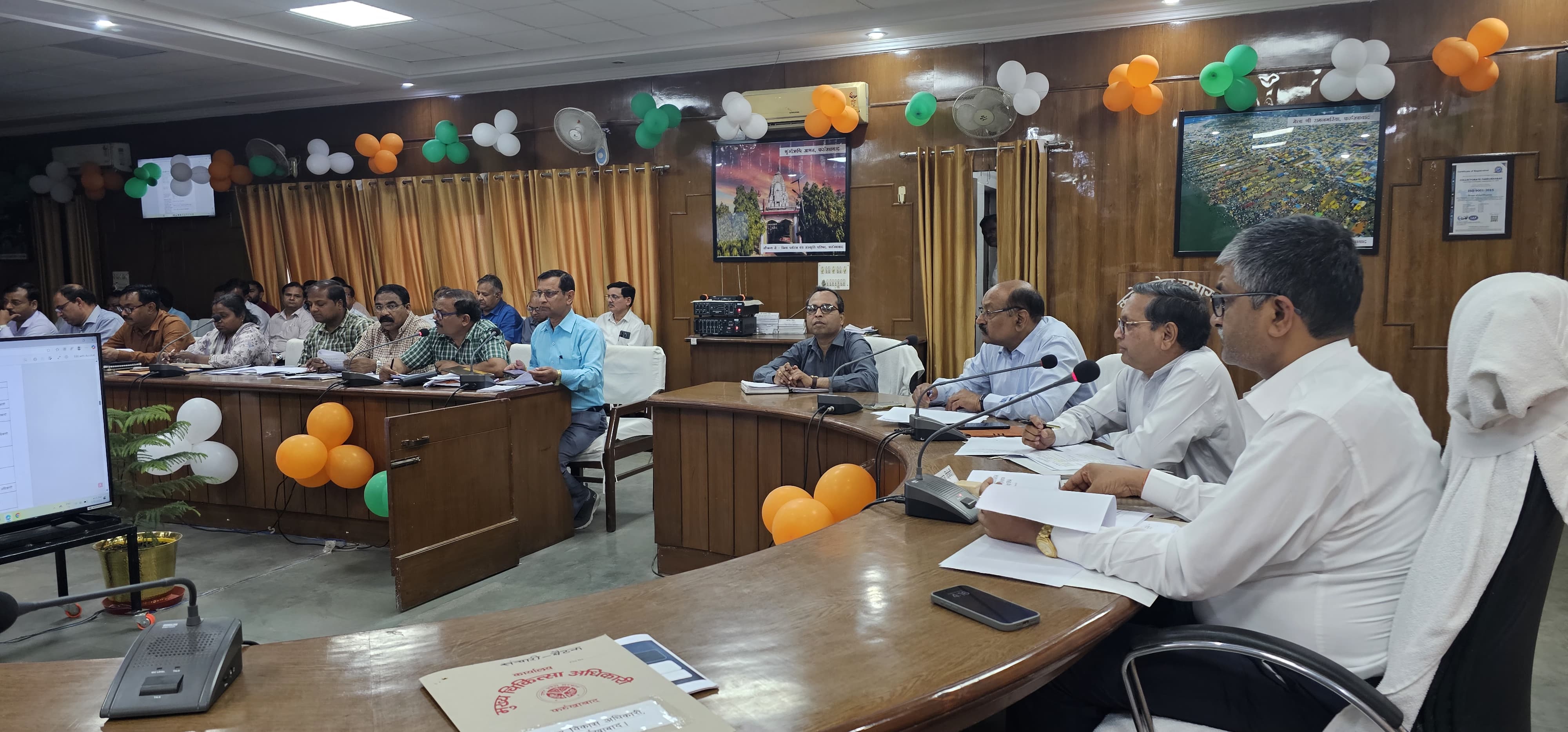 फर्रुखाबाद:जूनोटिक समिति की बैठक में राष्ट्रीय रैबीज नियंत्रण कार्यक्रम के अन्तर्गत बचाव व सावधानियों के विषय में हुई चर्चा।