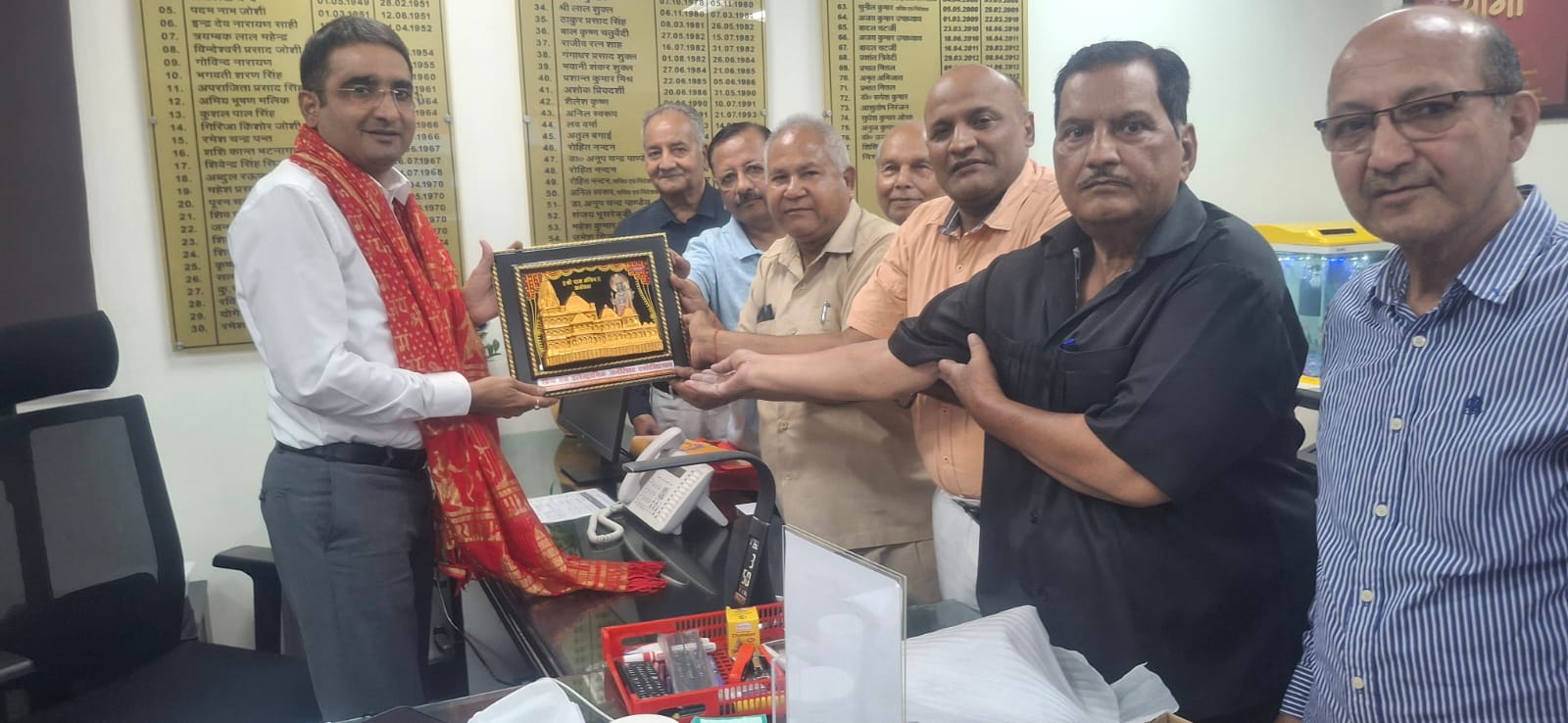 लखनऊ:सूचना निदेशक का पेजा प्रतिनिधि मण्डल ने पद भार ग्रहण करने पर किया स्वागत व सम्मान।