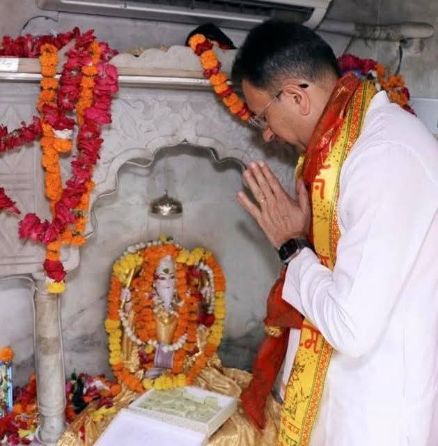 शाहजहांपुर : जलालाबाद में परशुराम जन्मोत्सव के अवसर पर भगवान परशुराम जन्मस्थली मंदिर पर हुआ आयोजन