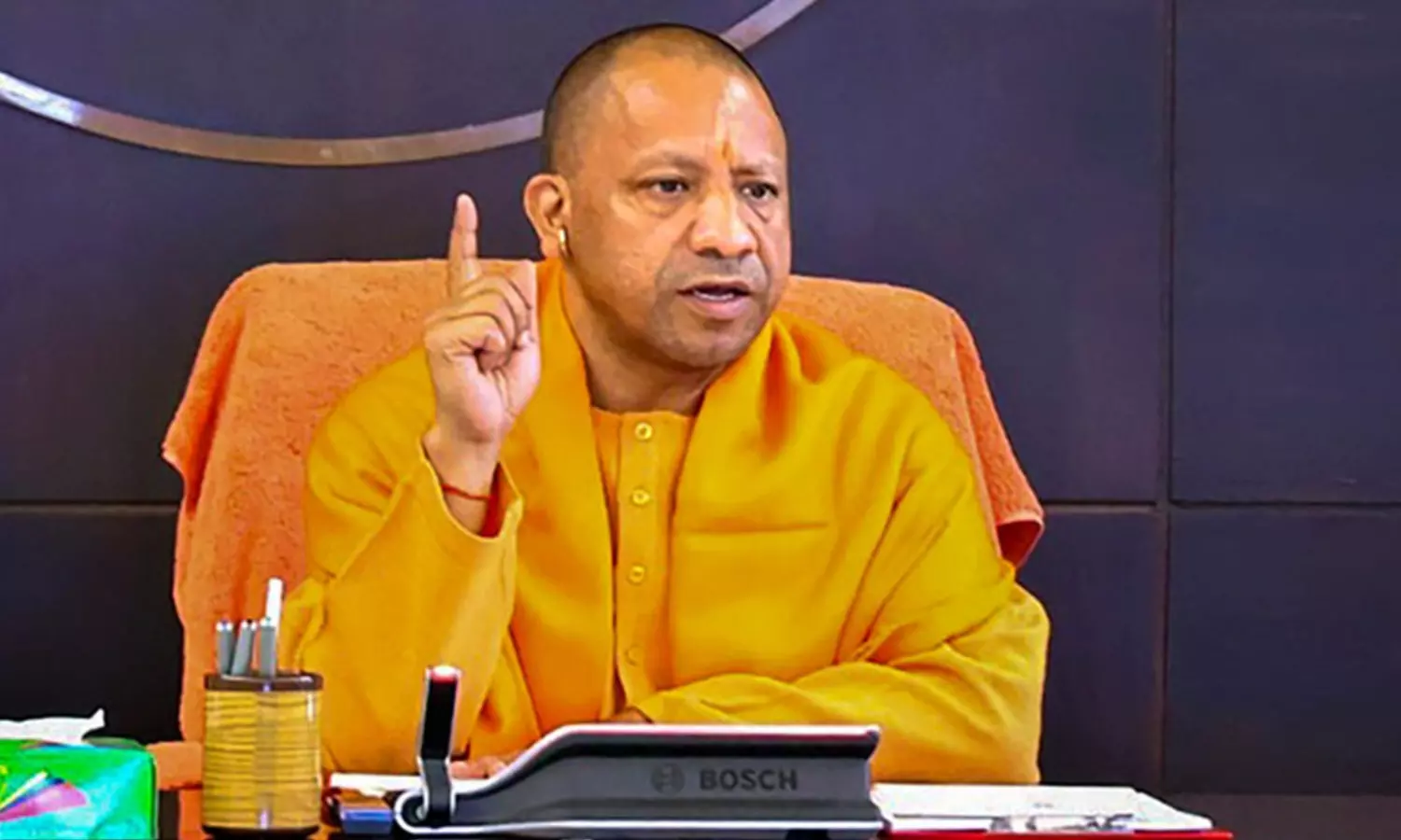 लखनऊ:शहरी नियोजन, आवासीय सुरक्षा, अधोसंरचना विकास एवं डिजिटल प्रबन्धन जैसे सभी घटकों को एकीकृत दृष्टिकोण से लागू करना आवश्यक-मुख्यमंत्री