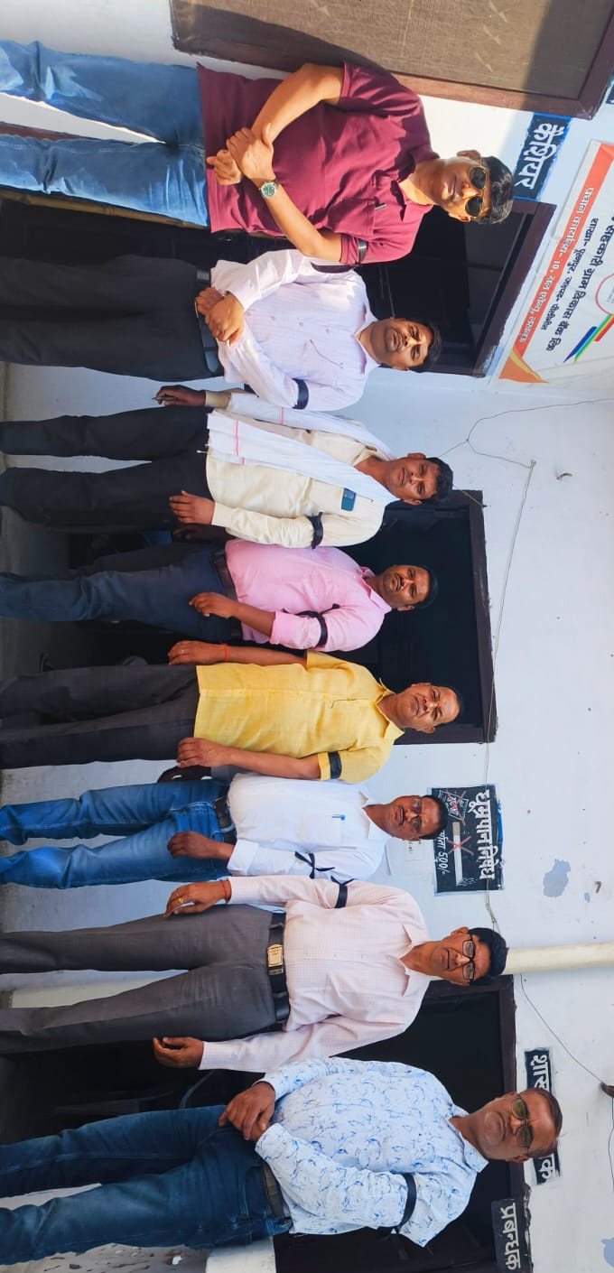 पीलीभीत : वसूली से बैंककर्मियों का वेतन तय करने की तैयारी फिर शुरू, सुधीर कुमार मौर्य