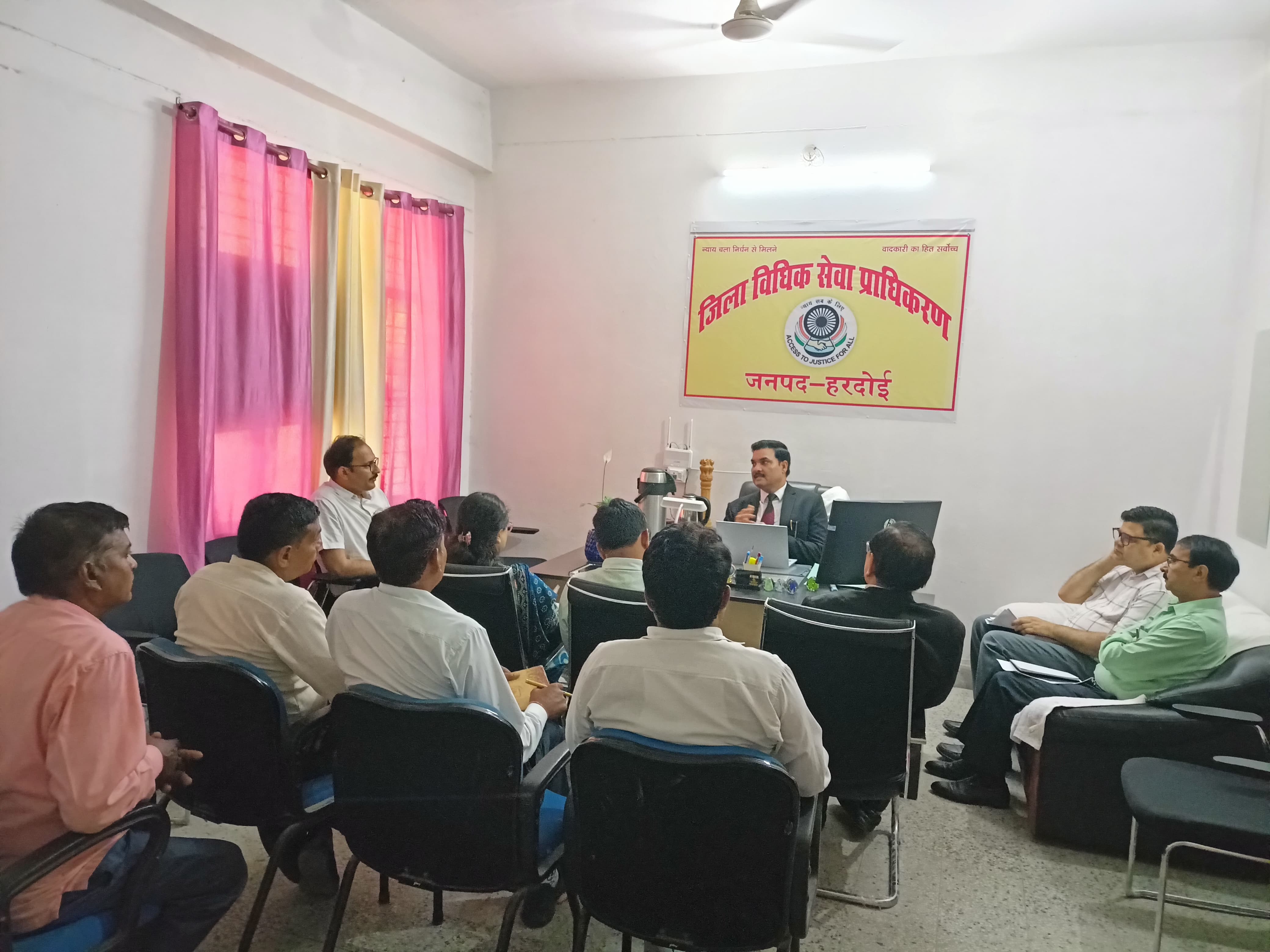 नालसा साथी अभियान की समिति का प्रशिक्षण कार्यक्रम हरदोई उ०प्र० में हुआ सम्पन्न।