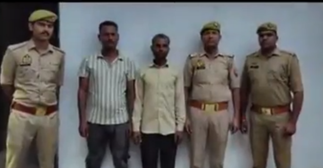 लखीमपुर खीरी : थाना गोला पुलिस द्वारा दो अभियुक्तों को किया गया गिरफ्तार