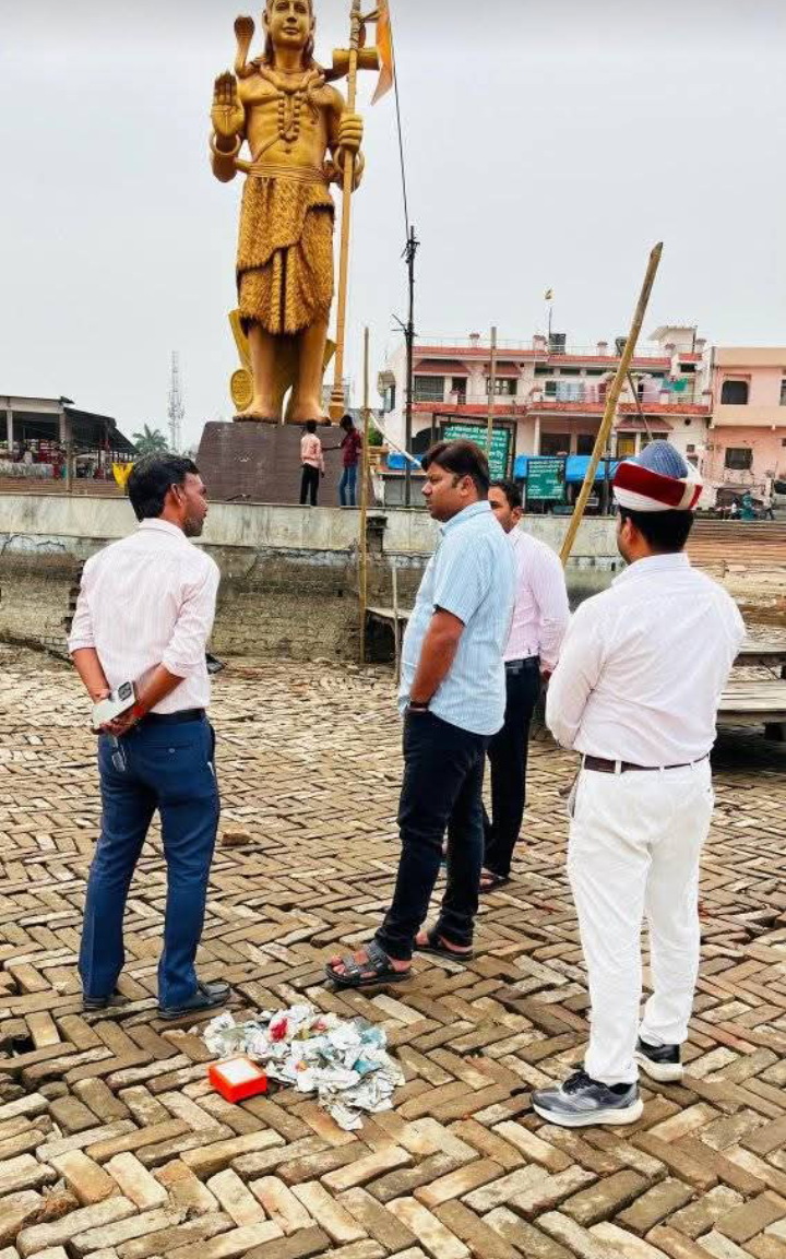लखीमपुर खीरी : एडीएम ने किया गोला कॉरिडोर का निरीक्षण