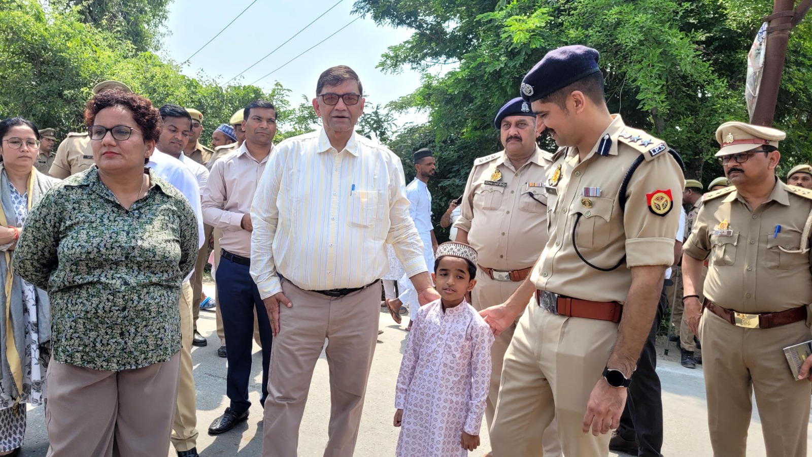 पीलीभीत : ईद-उल-अजहा (बकरीद) पर्व शांति, सौहार्द एवं सुरक्षा व्यवस्था के बीच सकुशल सम्पन्न