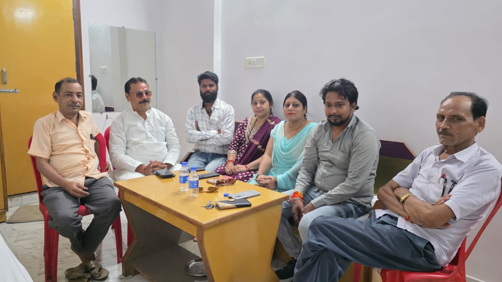 फर्रुखाबाद में व्यापारियों ने बिजली विभाग के खिलाफ धरने की बनाई रणनीति, 3 जून को चौक चौराहे पर होगा विरोध प्रदर्शन