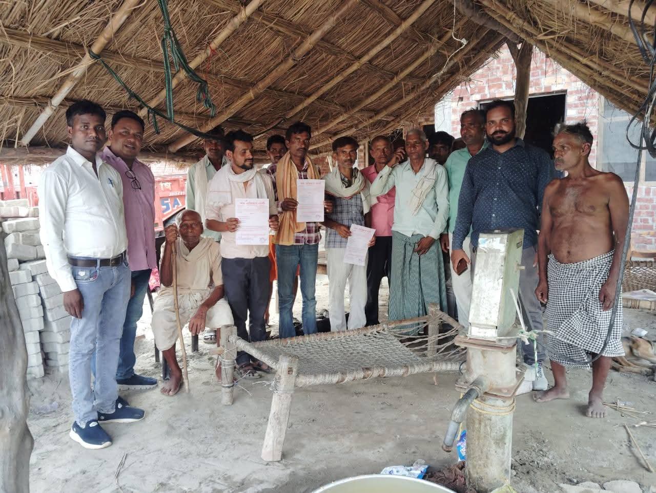 फर्रूखाबाद:जन अधिकार पार्टी की "चलो गांव की ओर" मुहिम अमृतपुर विधानसभा में पहुंची, पार्टी की विचारधारा को जन-जन तक पहुंचाया गया