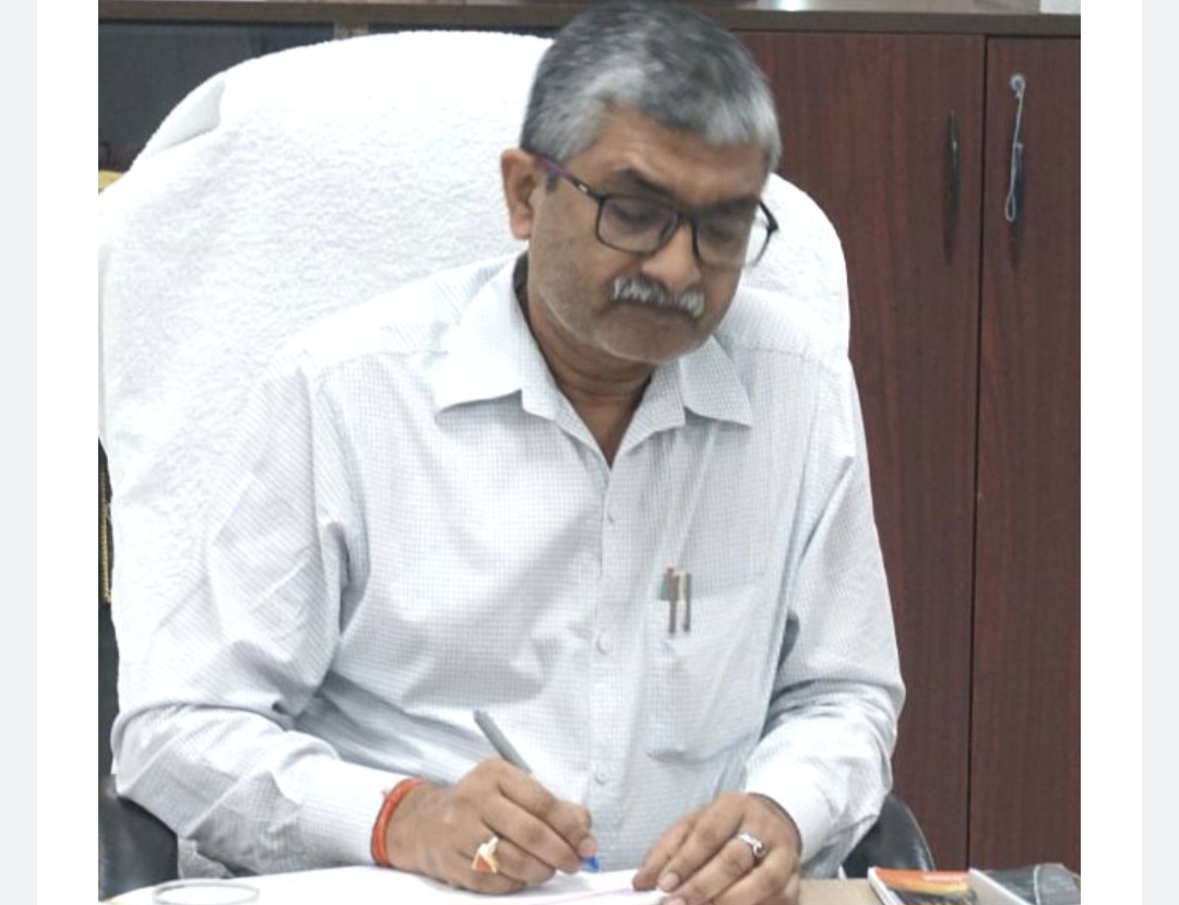 फर्रूखाबाद:पेट्रोल पंपों पर जनसुविधाओं की व्यवस्था को लेकर डीएम ने दिए कड़े निर्देश