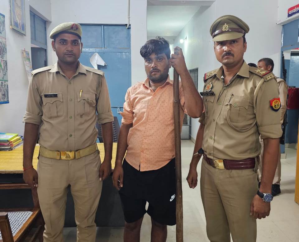 फर्रूखाबाद:मूक-बधिर युवती से दुष्कर्म के आरोपी को मऊदरवाजा पुलिस ने 48 घंटे में किया गिरफ्तार