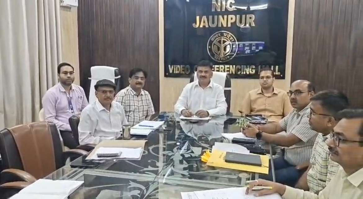 जौनपुर :मुख्यमंत्री उद्यमी विकास योजना में 1001 युवाओं को किया गया ऋण वितरित