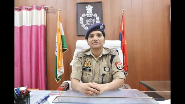 फतेहगढ़ पुलिस प्रशासन में फेरबदल: कानून व्यवस्था मजबूत करने के लिए अधिकारियों का स्थानांतरण।