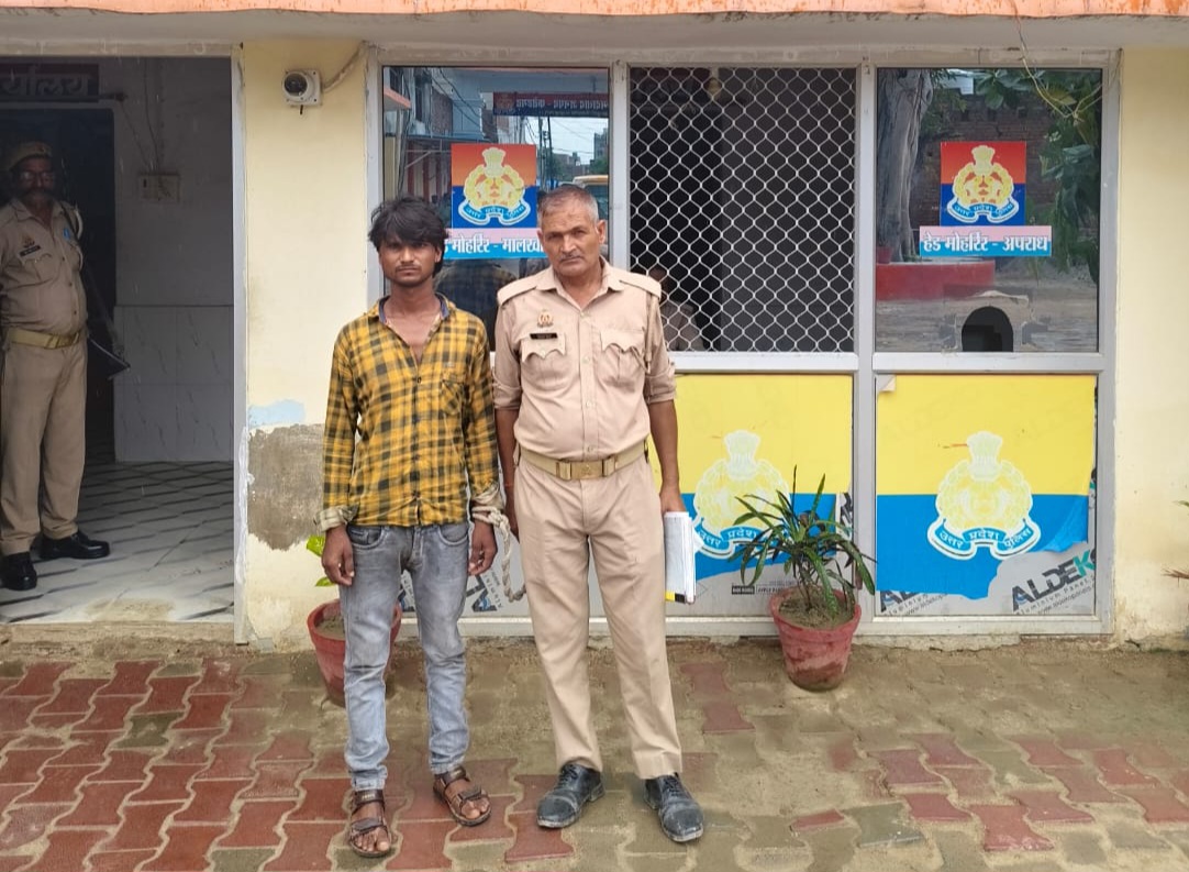 फर्रुखाबाद पुलिस को मिली बड़ी सफलता: मोटरसाइकिल चोरी का खुलासा, एक अभियुक्त गिरफ्तार।