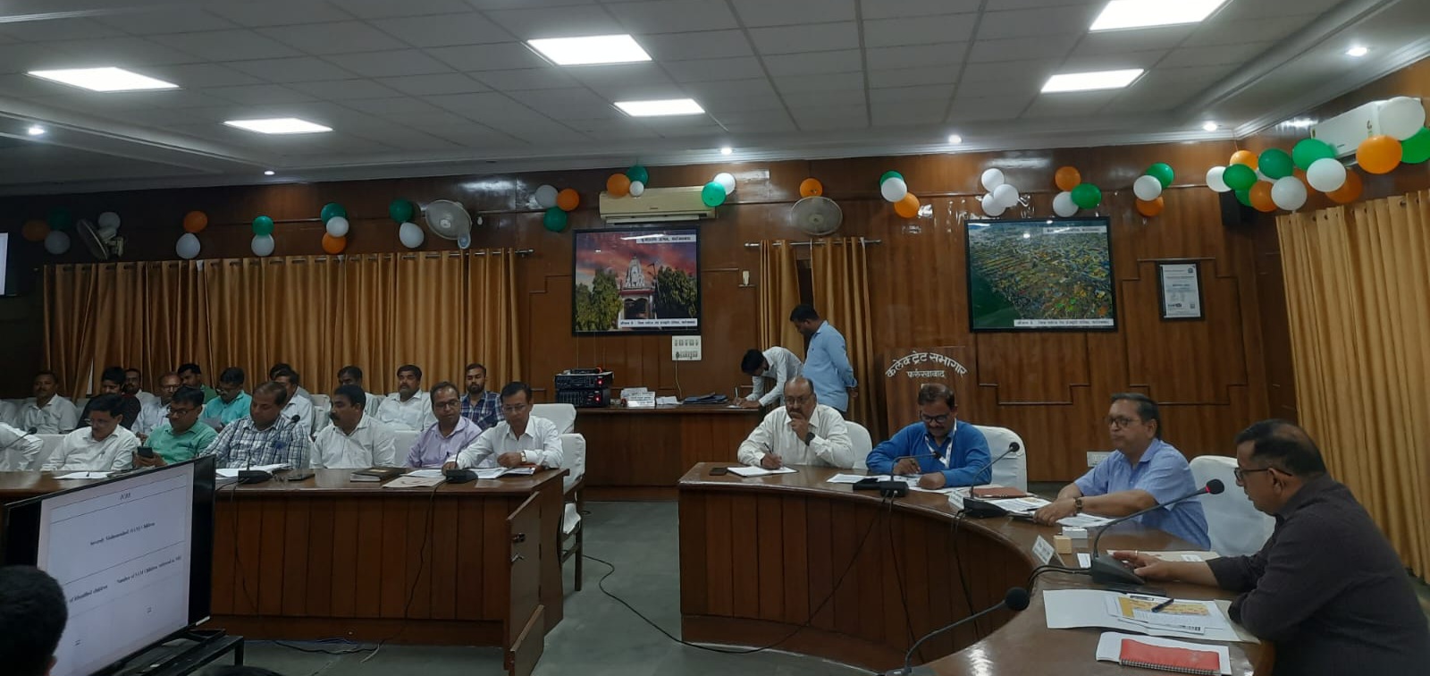 फर्रुखाबाद:दस्तक अभियान को लेकर कलेक्ट्रेट सभागार में बैठक, संचारी रोग नियंत्रण पर विशेष बल।