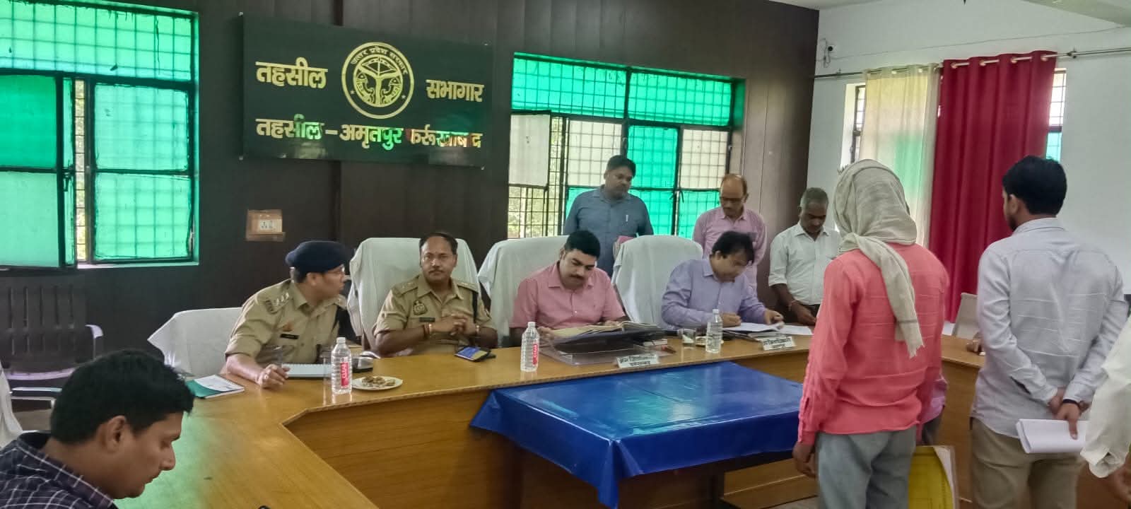 फर्रुखाबाद:सम्पूर्ण समाधान दिवस में फरियादियों की समस्याओं का हुआ त्वरित निस्तारण।