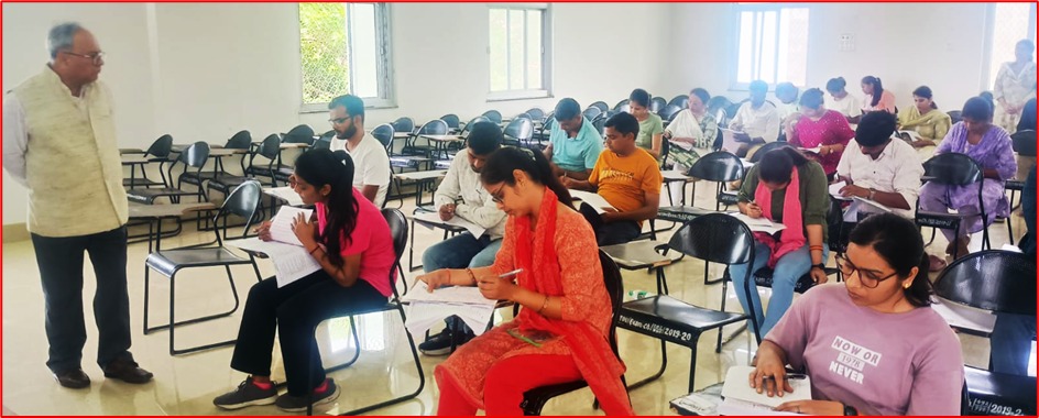 प्रयागराज :मुविवि की बीएड प्रवेश परीक्षा में 71 % अभ्यर्थी हुए शामिल
