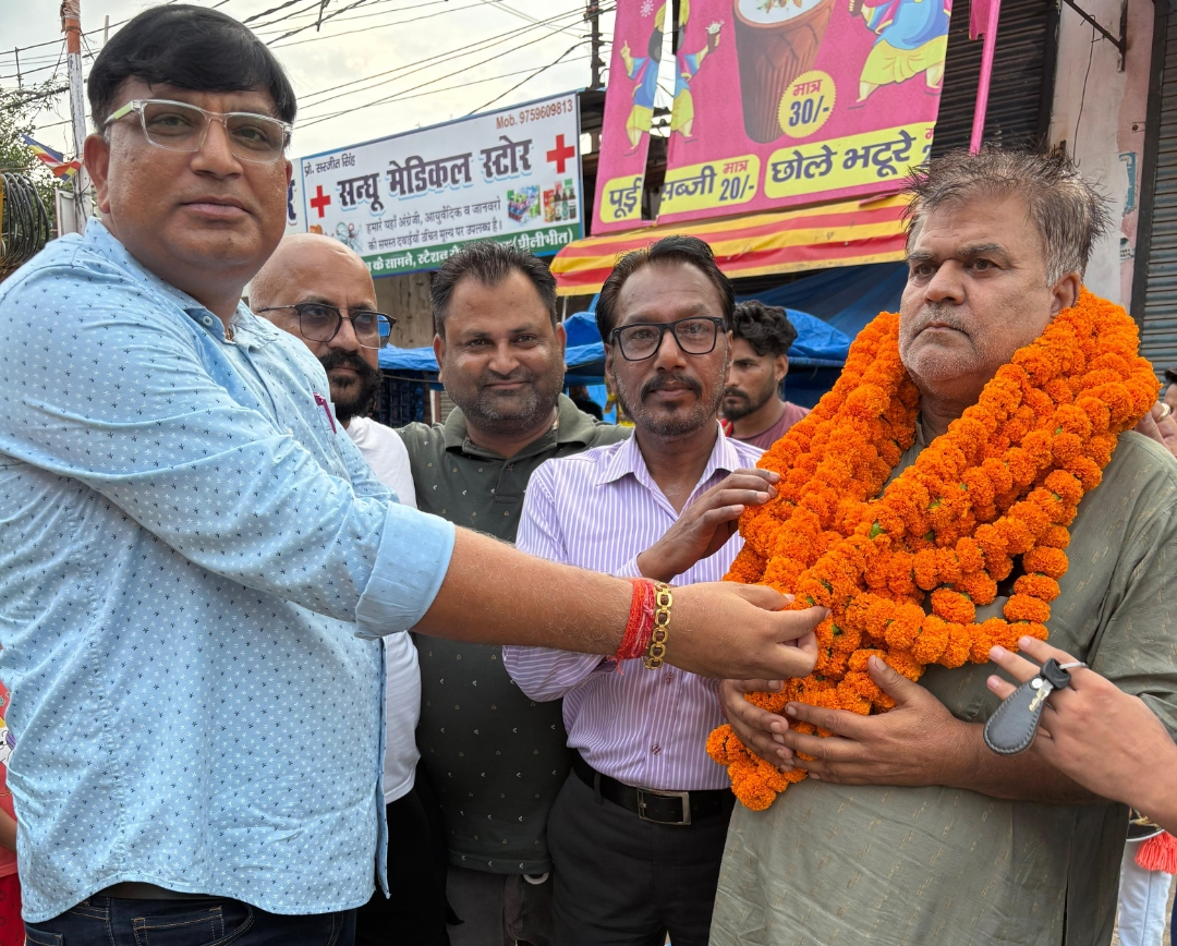 पीलीभीत:नगरपालिका परिषद के उक्त हरिकांत जी की विदाई समारोह
