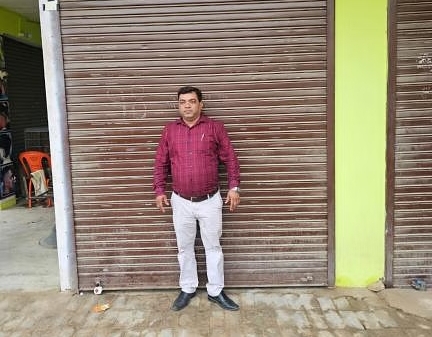 मैनपुरी में अवैध रूप से बिना पंजीकरण के संचालित क्लीनिक व पैथोलाजी के विरुद्ध नोडल अधिकारी ने कार्रवाई की।
