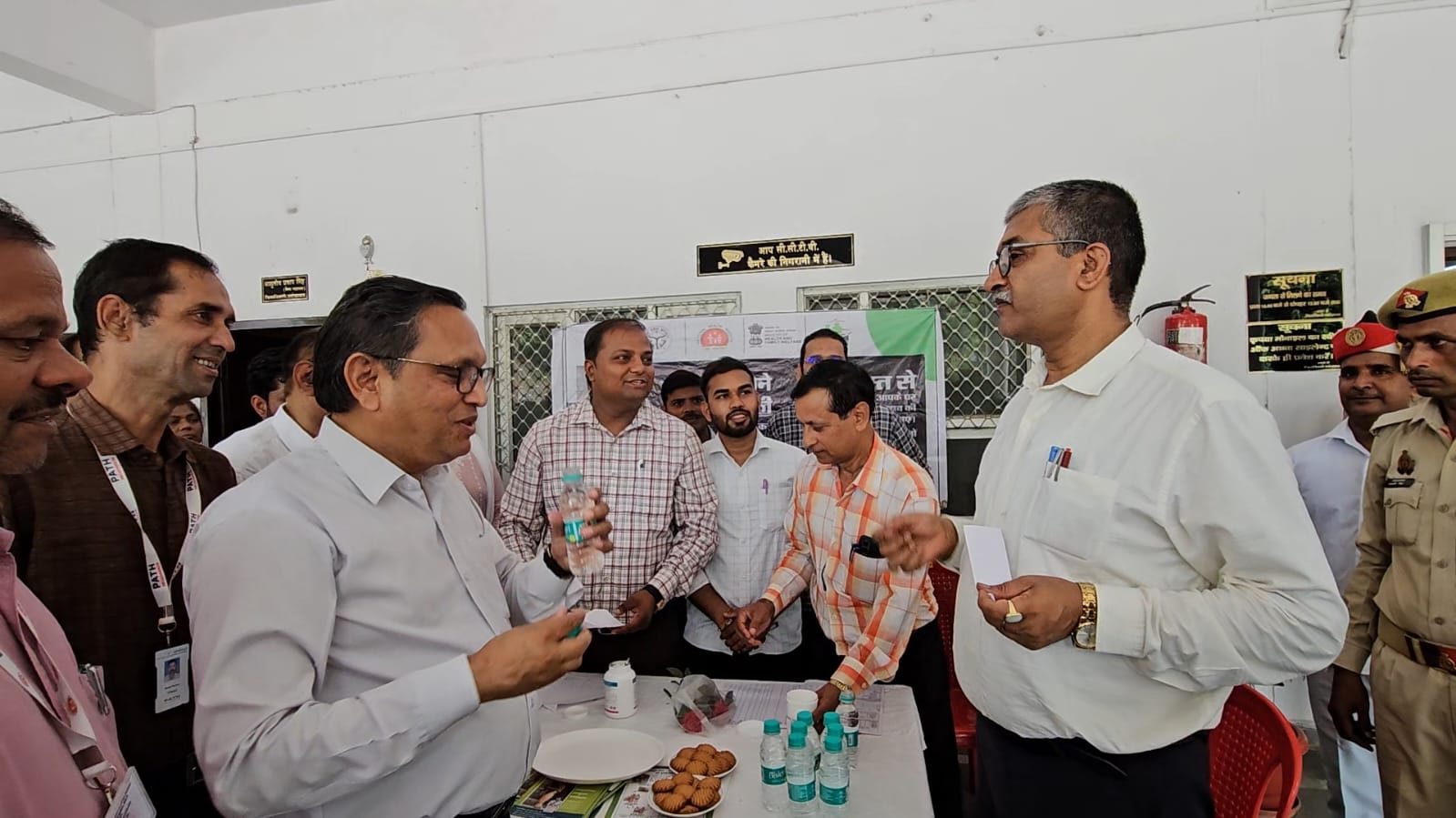 फर्रूखाबाद में जिलाधिकारी ने किया फाइलेरिया उन्मूलन अभियान का शुभारंभ।