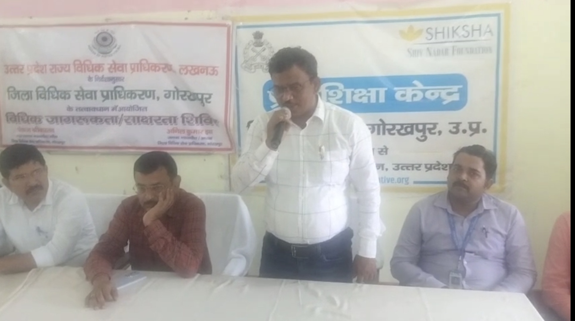 गोरखपुर जिला कारागार में साक्षरता शिविर का आयोजन, बंदियों को शिक्षा व सामाजिक जागरूकता की दिशा में बड़ा कदम।