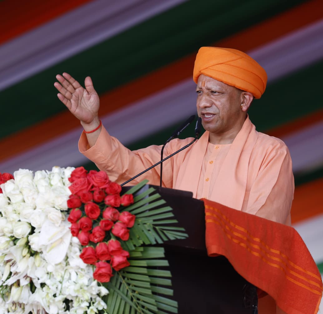 लखनऊ:देश की स्वतंत्रता महान क्रांतिकारियों तथा स्वाधीनता संग्राम सेनानियों के अमूल्य संघर्ष की देन : मुख्यमंत्री